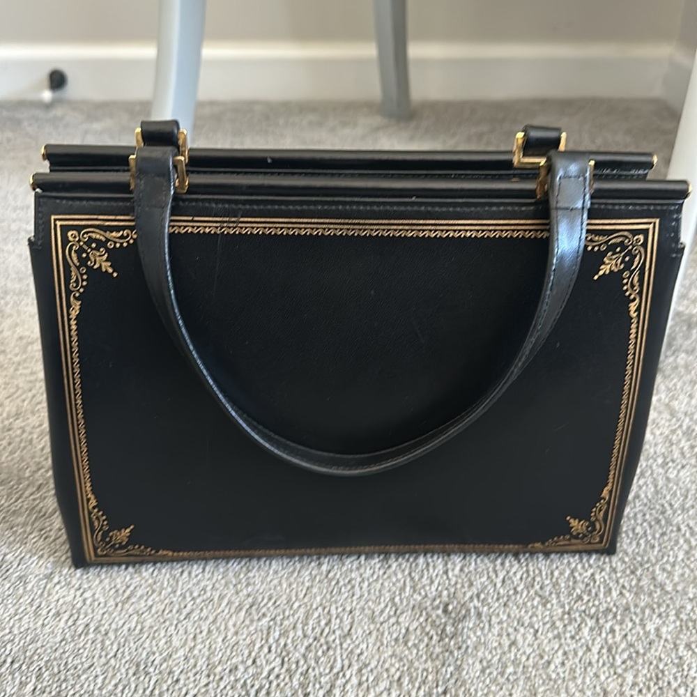 100% genuine Italian leather vintage collectors purse